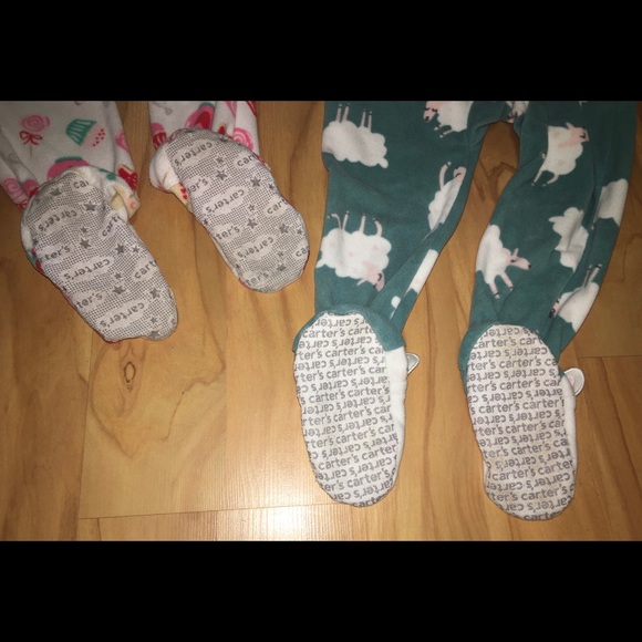 SOLD Girls Carter’s Footed One Piece Pajamas 2T - Picture 3 of 5